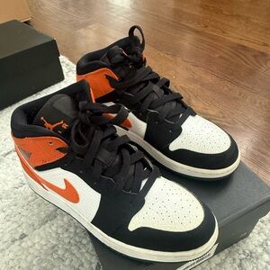 Air Jordan 1 Mid SE GS ‘Shattered Backboard” 4.5Y